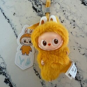 Labubu - Pin for Love - Y